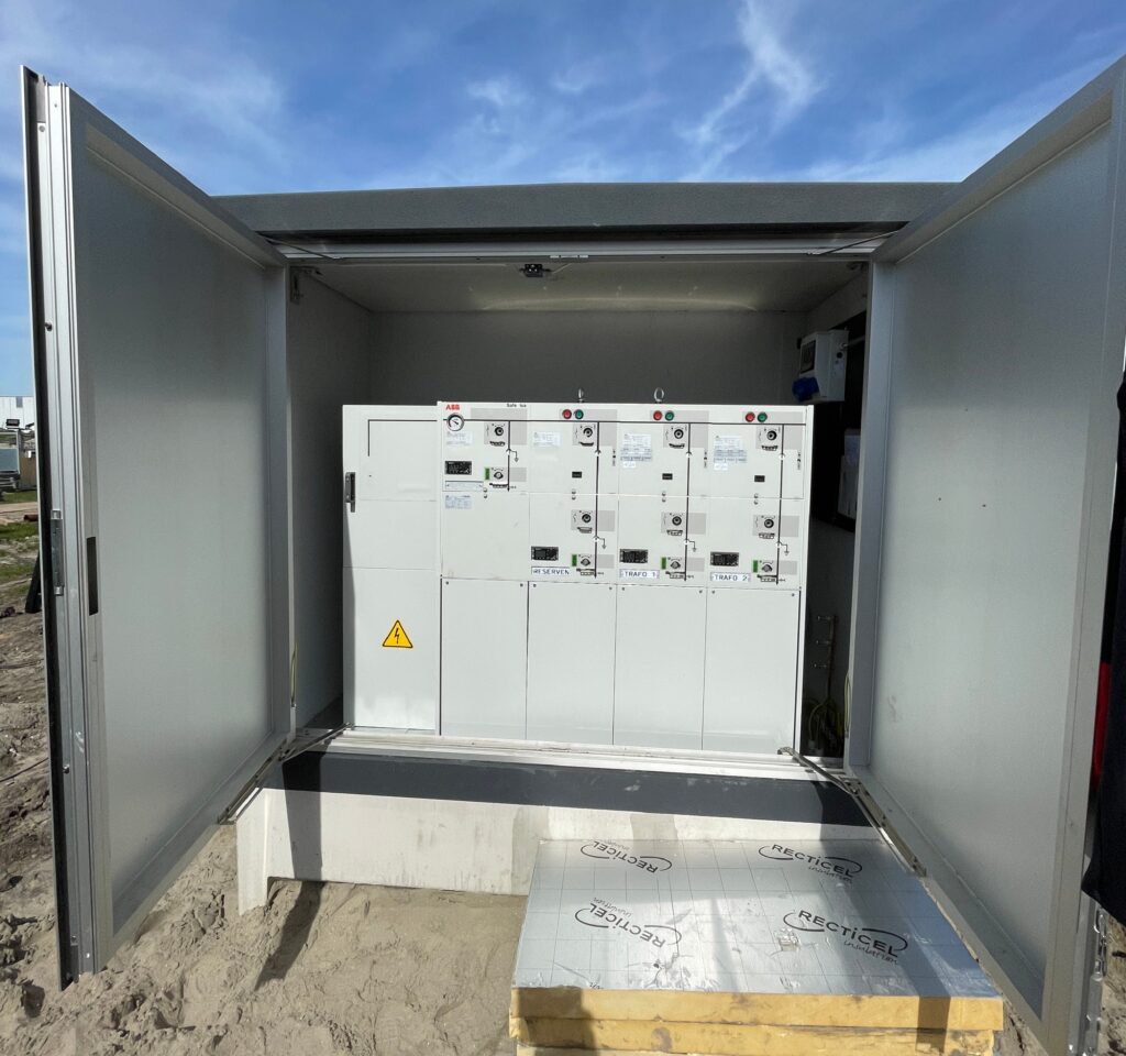 Project Stroet Electrotechniek B.V.: transformatorstation van DBT Energie